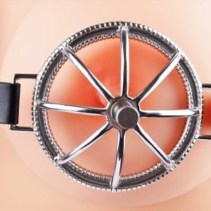 Stahl-Stachel-Käfig Titten Fick – Ästhetische Dominanz durch präzise Stimulation