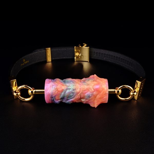 Silikon-Strap-On-Horizontal-Knebel – Die Kunst des Bondage neu definiert – Bild 2