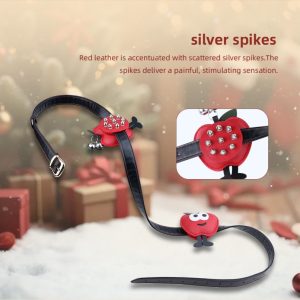 Fesselnde Weihnachtsfreude: Das Apfel-Nippel-Set mit prickelnden Nieten